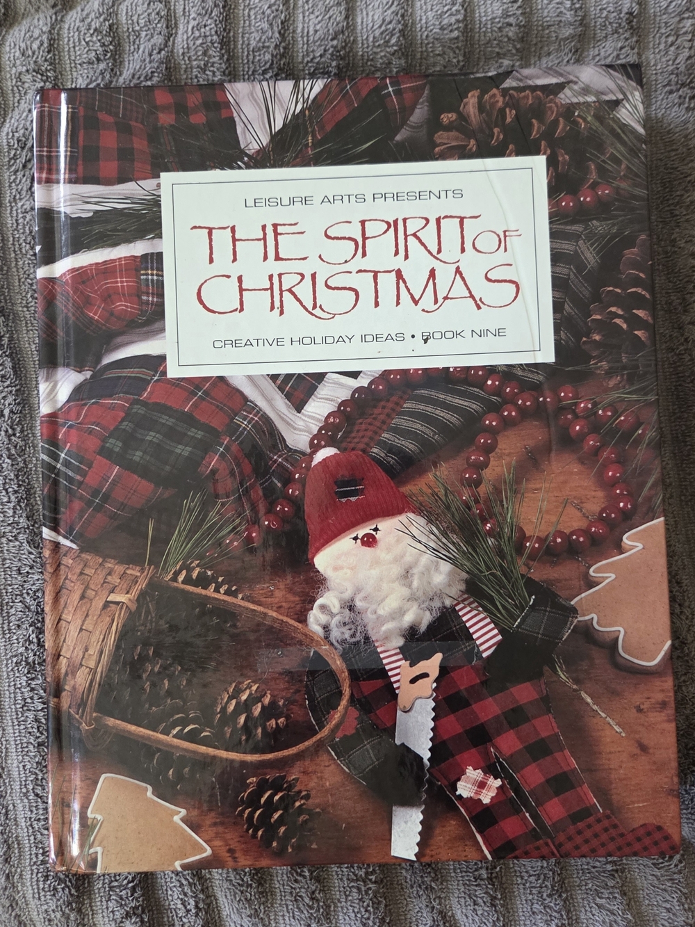 vintage The Spirit Of Christmas- Book 9 Leisure Arts Craftbook